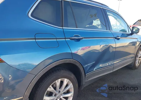 2018 Volkswagen Tiguan 2.0T Se/2.0T Sel из США, поврежденный, VIN 3VV3B7AX4JM087882